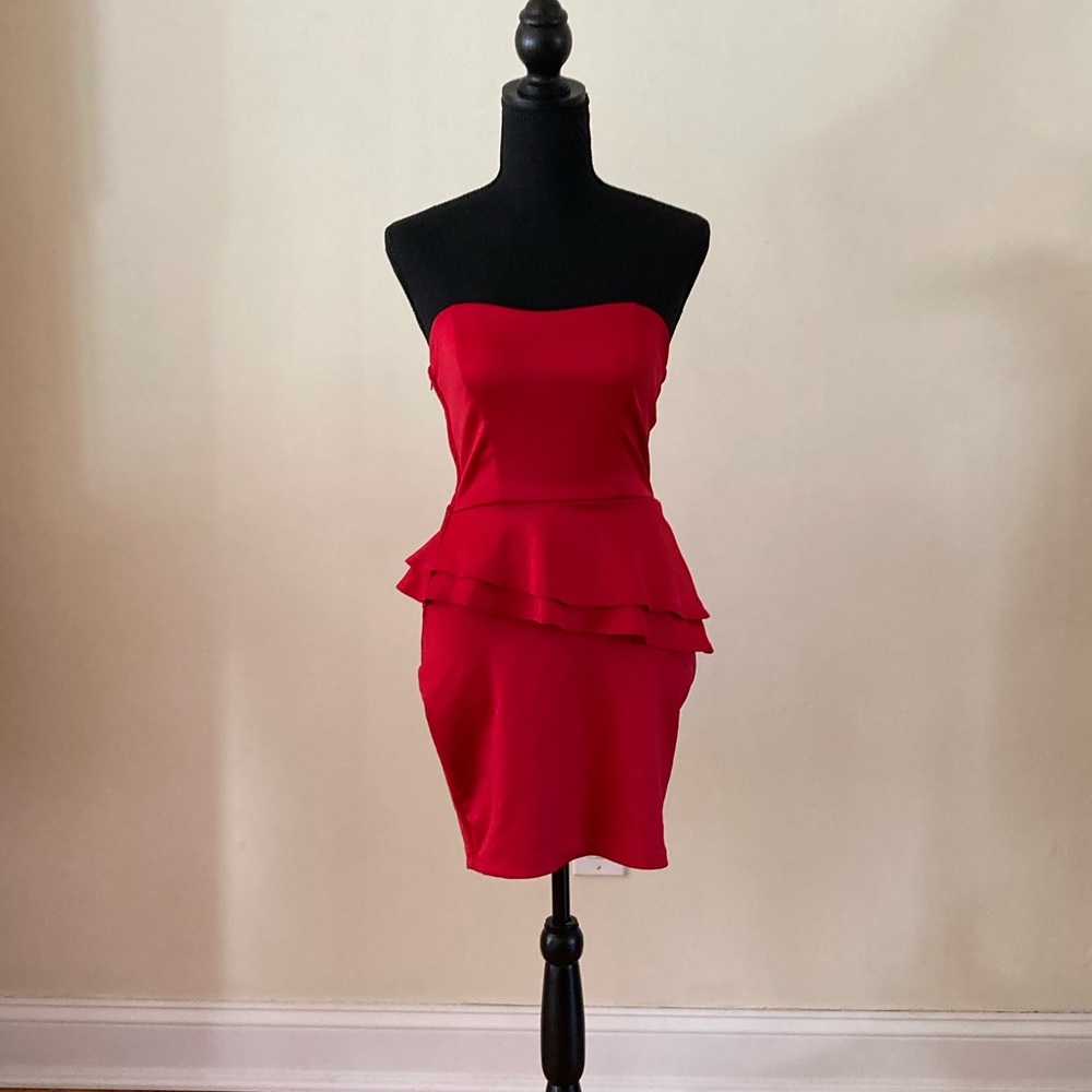 Wet Seal Red strapless mini party dress size small